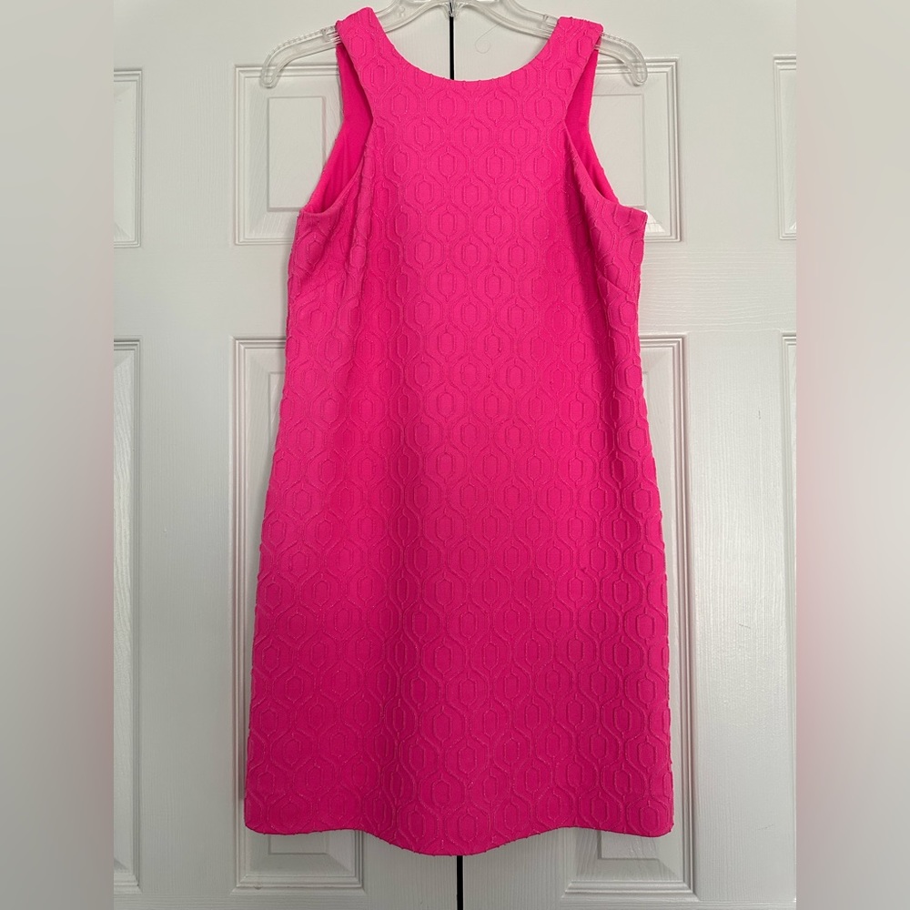 Lilly Pulitzer sleeveless hot pink dress. Size M